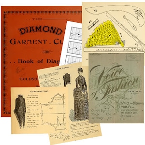 Pode incluir: Um livro vintage intitulado "The Diamond Garment Cutter Book of Diagrams" com uma capa vermelha e letras douradas. O livro está aberto em uma página com um diagrama de um padrão de roupa. O livro está rodeado por outros padrões e diagramas de costura vintage.
