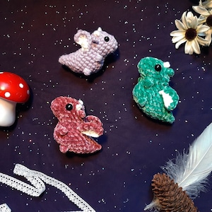 Customizable crochet amigurumi mini dragon plush