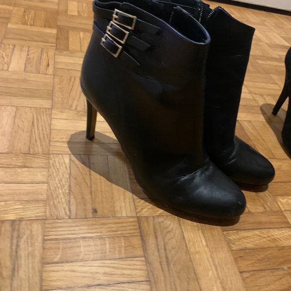 Bottines italiens en cuir noir