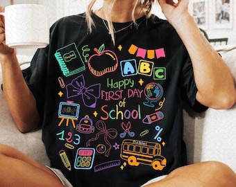 Feliz primer día de clases PNG, Regreso a clases Png, Garabatos escolares Png, Sublimación de regreso a clases, Maestro preppy Png, Maestro retro png