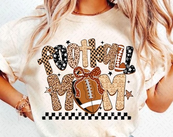Fotbollsmamma PNG, retro schackbräde leopardstjärntryck PNG, sublimeringsdesign för matchdag, digital nedladdning av sportmamma-tröja PNG