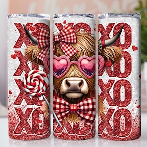 Vaso de vaca de las tierras altas con purpurina Xoxo, diseños de sublimación de vaso delgado de 20 oz, diseño de vaso de coqueta de San Valentín occidental PNG descarga digital