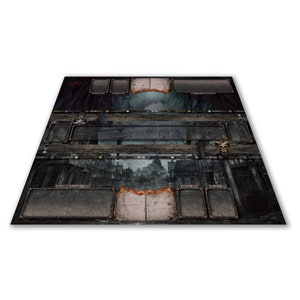 Può includere: Un tabellone da gioco nero e grigio con un tema fantasy oscuro. Il tabellone presenta una scena di città con edifici, un fiume e una foresta. Ci sono diversi spazi vuoti per i giocatori per posizionare i loro pezzi.