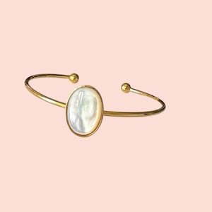 Natural stone mother-of-pearl bangle bracelet / Minimalist mother-of-pearl women's bracelet // women's mother-of-pearl bracelet / mother-of-pearl jewelry