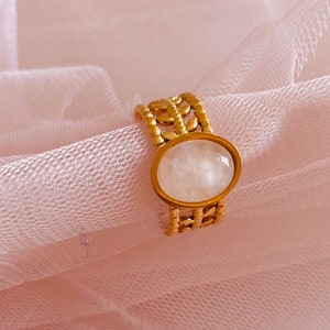 Adjustable rose quartz ring / stainless steel rose quartz natural stone ring / laurel quartz ring