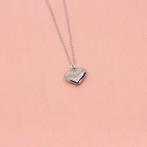 Heart pendant necklace / Heart pendant necklace / Women&#39;s heart necklace / Necklace / heart pendant