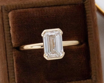 1,5 karat smaragdslipad solitärring, smaragdslipad förlovningsring, smaragdslipad ring, vigselring 14K gult guldpläterad silverlöftesring