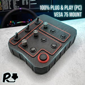 Op de afbeelding: Een knoppenpaneel met een zwarte koolstofvezeltextuur, voorzien van diverse tuimelschakelaars, draaiknoppen en drukknoppen met rode accenten. Het apparaat bevat de tekst 100% PLUG & PLAY (PC) en VESA 75 MOUNT, ontworpen voor gaming-opstellingen.