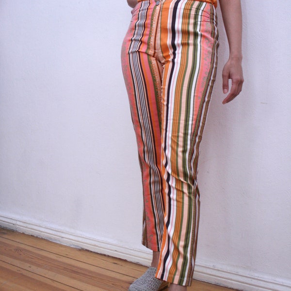 Pantalon Jeans de Christian Lacroix à rayures multicolores des années 1990 - moyen