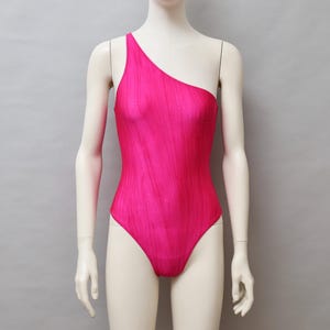 1990s OMO Norma Kamali hot pink one shoulder swimsuit - small