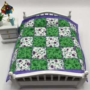 Homemade Dollhouse Patchwork Quilt Size 1:12 Mini Quilt, MUG RUG