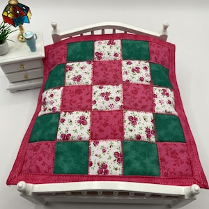 Homemade Dollhouse Patchwork Quilt Size 1:12 Mini Quilt, MUG RUG