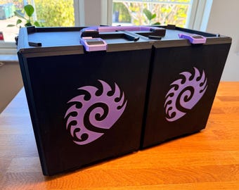 Starcraft met Zerg-thema: miniatuurminiaturen op tafel - standaardformaat
