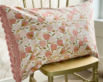 Handmade crochet trim pink and gold apple pillowcase; pink organic crocheted knit edge with European closure. Crocheted Pillow case sham