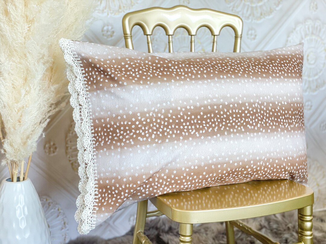 Paire de taies d'oreiller en crochet c1930 – les toiles blanches