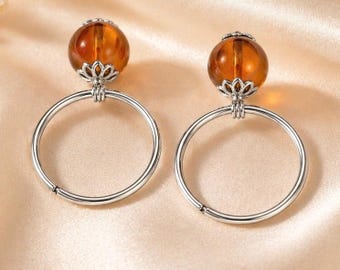 Pendientes de aro de ámbar báltico, ámbar color miel coñac, aros de plata, joyería minimalista para el día a día.