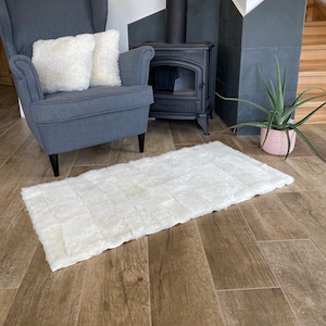 Sheepskin Rug Made from Australian Lambskins Scraps (SCRAP RUG)