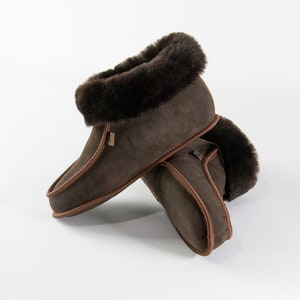 Best Merino Sheepskin Slippers Sheepskin Sole UNISEX From Small Manufacture Over The Ankle Handcraft EU Get 1 Pair of Insole for FREE Brąz