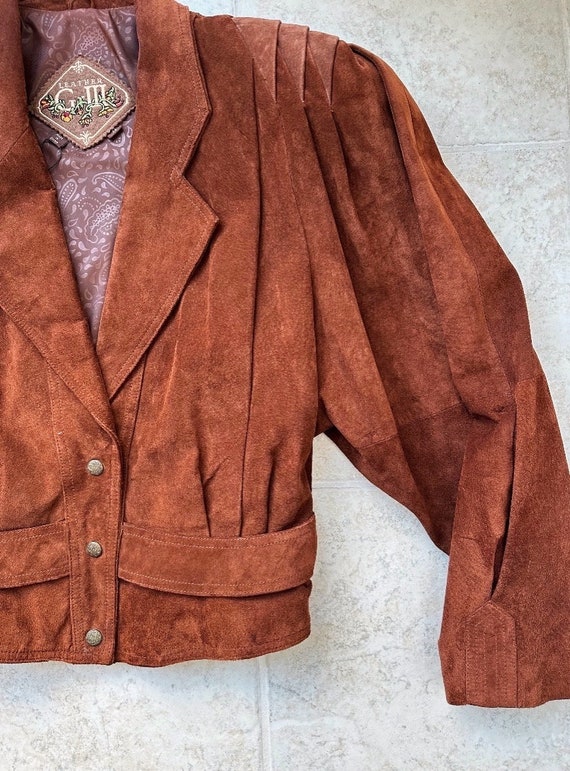 Rust Suede Jacket with Accentuated Shoulder Md. - image 3