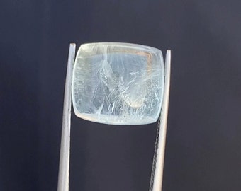 Natural Aquamarine Cabochon: 9.5 Carat Gemstone from Pakistan