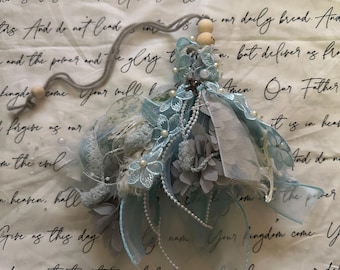 Inspiring Gray Flower Tassel Bookmark