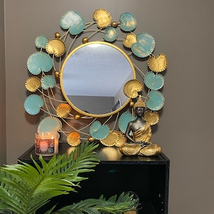 Wandspiegel / indisch / handgefertigt / golden / Dekorativer Spiegel für Wohnzimmer, Badezimmer und Eingangsbereich