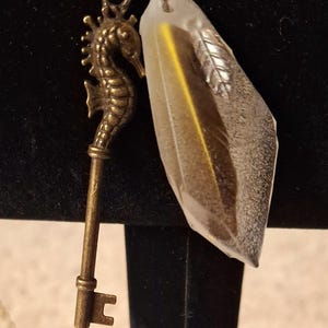 pendant necklace