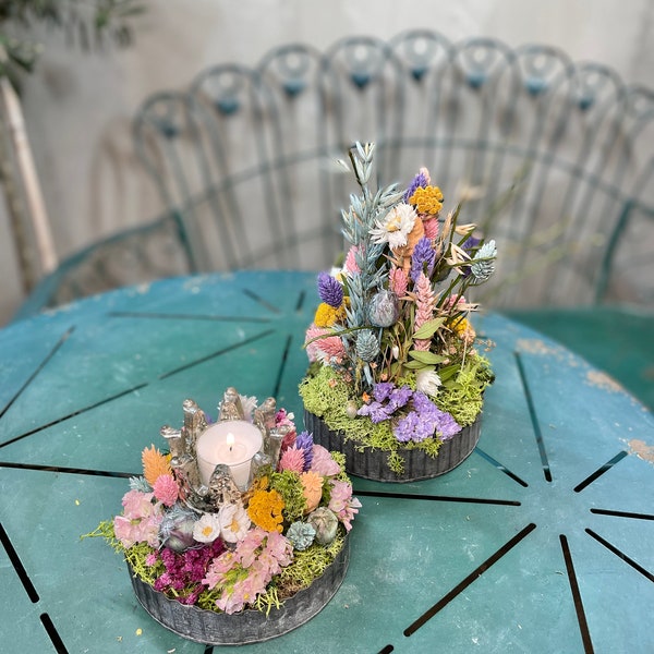 Trockenblumengesteck auf Metalltablett,  Blumengesteck in pastellbunt Tischdeko haltbar, Geschenkidee zum Geburtstag- Muttertagsgeschenk