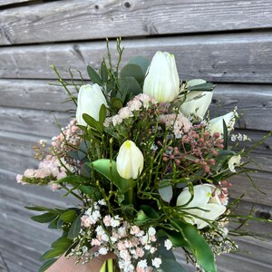 Long-lasting spring bouquet with artificial tulips and eucalyptus – long-lasting tulip bouquet, Easter bouquet, Easter decoration, spring decoration gift image 18