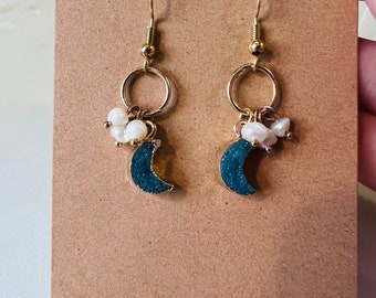 Pendientes Cristal Luna y Perla — Celestial Chic