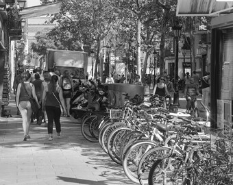 Summer in Barcelona, Digital Download, Street Photography, Black and White, Street in Barcelona, Europe, Printable Art, Vacation, Travel