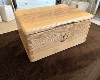 Hickory 2 Chess Storage Box