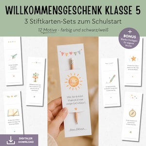 Könnte beinhalten: Ein Set aus druckbaren Lesezeichen für Schüler mit verschiedenen Illustrationen wie Sonne, Papierflieger und Kompass. Der Text umfasst 'WILLKOMMENGESCHENK KLASSE 5', '3 Stiftkarten-Sets zum Schulstart' und '12 Motive'. Jedes Lesezeichen hat einen Schlitz zum Einstecken eines Stifts.