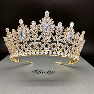 Swarovski Crystal Tiara, Crystal Wedding Tiara, Bridal Tiara, Pageant Crown, Prom Tiara,  Silver Tiara, Tall Tiara, Bridal Crown