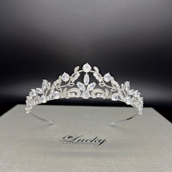 Silver Diamante Tiara Silver Diamante Tiara
