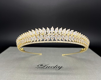 Bridal Tiara, Wedding Tiara, Small Tiara, Swarovski Crystal Tiara, Crystal Wedding Tiara, Silver Tiara, Crystal Crown, Short Crown
