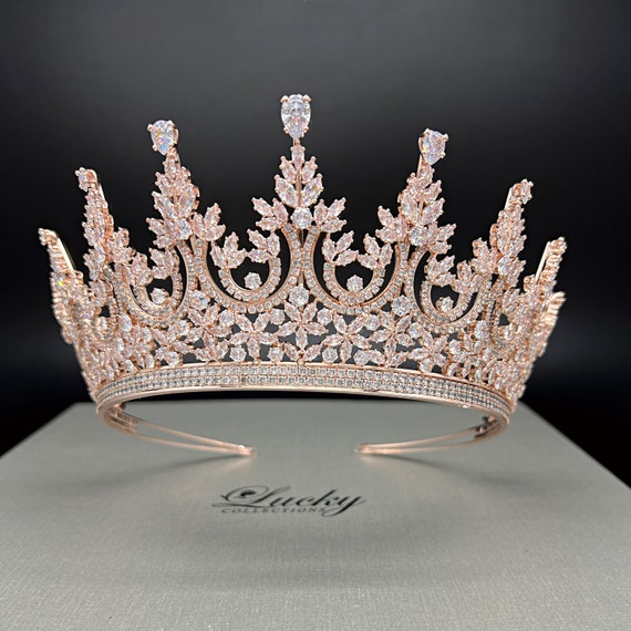 Turi Bridal & Quinceañera Tiara TURI QUINCE & BRIDAL - Updated March 2026 - 27 Photos  main image 4