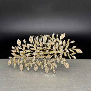 Hair Accessory, Light and Comfortable Fern Bridal Hair Comb, Mother of Bride, Maid of Honor Hair Clip