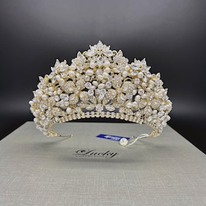 Quinceanera Swarovski 3D Dimensional Crown, Pageant Crown, Tiara with pearls