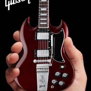 Réplica En Miniatura De Guitarra De Jeff Hanneman A Escala 1/4 – Con Caja De Exhibición Y Soporte, Coleccionable