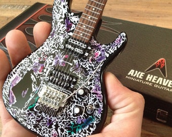 Satriani Collectible - Joe Satriani Flying in a Blue Dream Modelo de guitarra en miniatura Ibanez