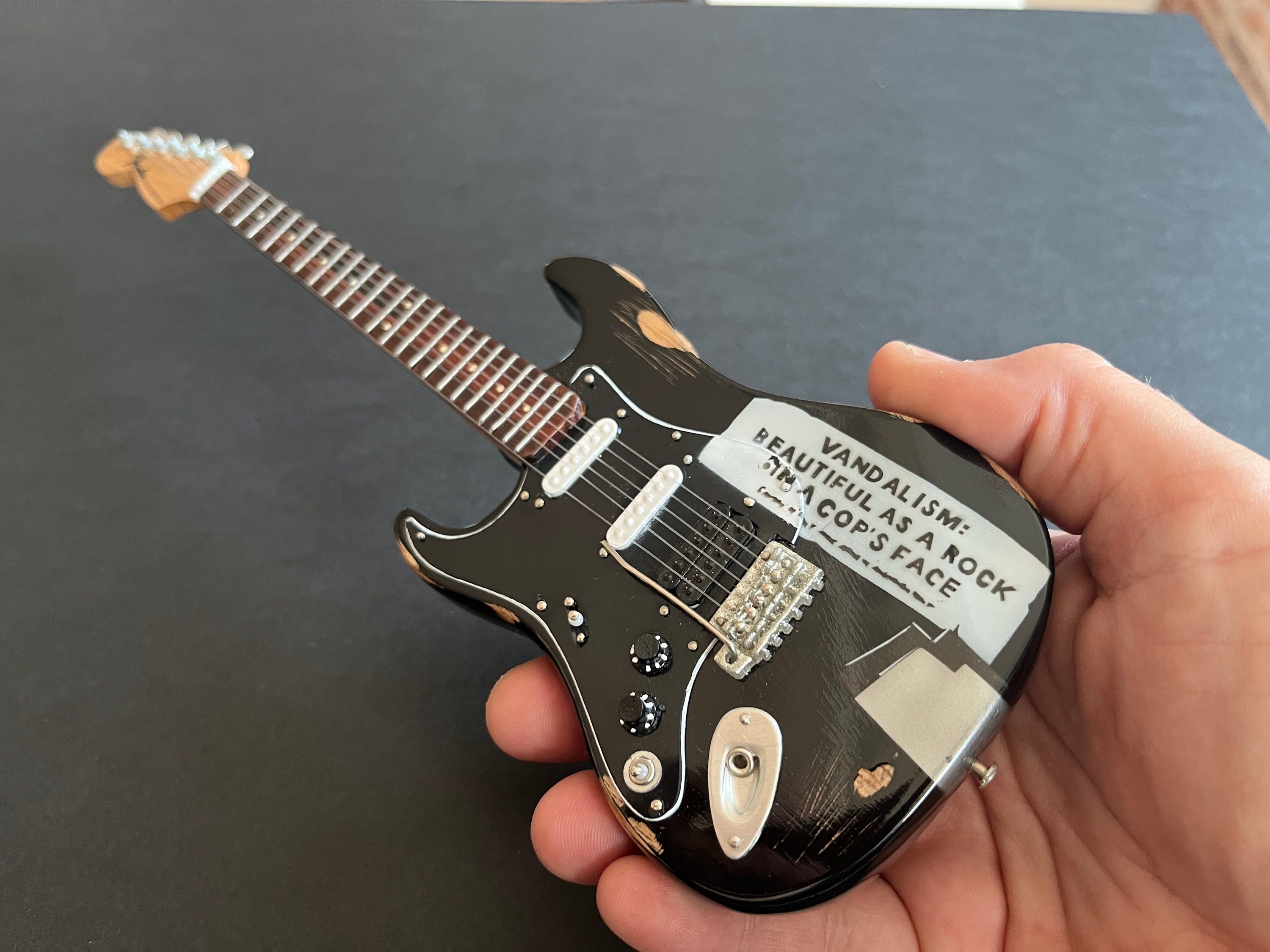 Cobain Mini Guitars - Set of 2 - Mustang and Vandalism - 1:4 Scale