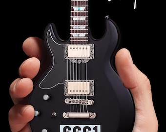 ギター ozaki baka Officially Licensed Zacky Vengeance 6661 Satin Black Schecter Mini
