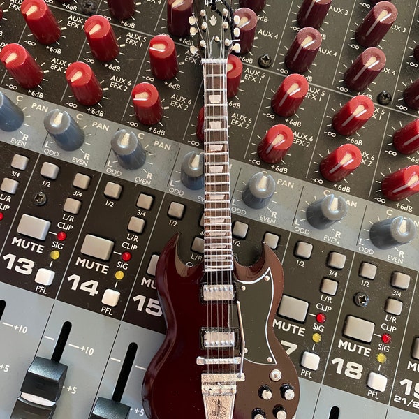 Classic Gibson Cherry SG 6" Ornament Mini Guitar Model Replica - Official Gibson®