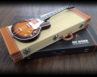 Custodia per chitarra in tweed per mini chitarre - Custodia realizzata a mano per adattarsi alle chitarre in miniatura da AXE HEAVEN®