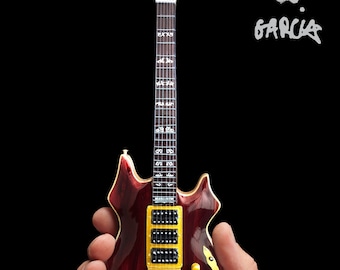 Réplica de guitarra mini con licencia oficial de Jerry Garcia Rosebud - Guitarra personalizada de Jerry - Coleccionable de Grateful Dead