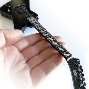 Metallica Collectible James Hetfield Man to Wolf Guitar Replica Guitar Miniature Guitar
