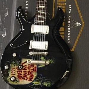 Zacky Vengeance Living Dead Mini Guitar - Avenged Sevenfold - Officially Licensed by AXE HEAVEN