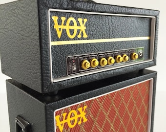 Vox Amp Replica - Miniature Vintage Vox Amp with Amp Head for Display with Mini Guitars - Beatles Amp