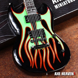 Metallica Collectible James Hetfield ESP LTD James Hetfield The Grynch Replica Guitar Miniature Guitar